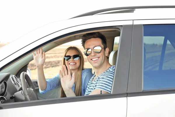 Beautiful Young Couple Car — Stock Photo, Image