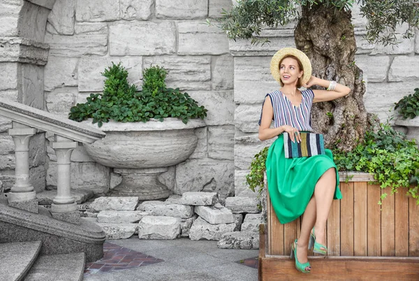 Young Stylish Woman Green Skirt Outdoors — Stock Photo, Image