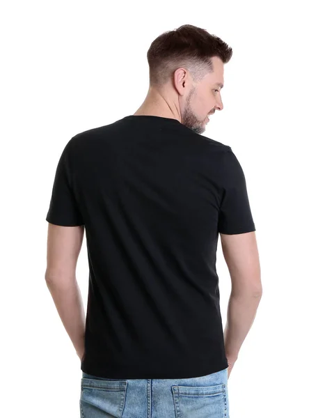 Junger Mann in farbigem T-Shirt — Stockfoto