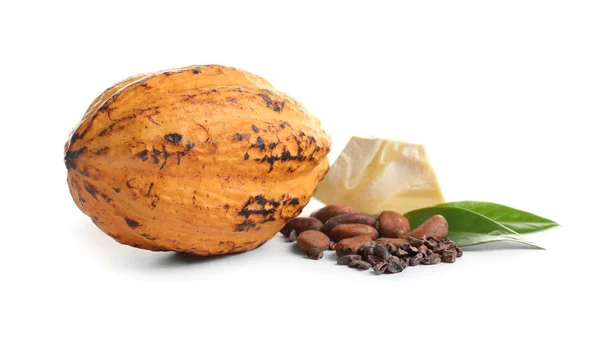 Kakaoschote Und Produkte Auf Weißem Hintergrund — Stockfoto