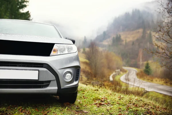 Car Parked Road Mountain Country — Stock Photo, Image