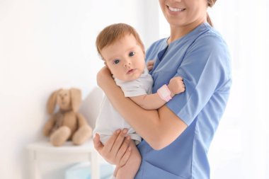 Bebek Hastanesi ile kadın doktor