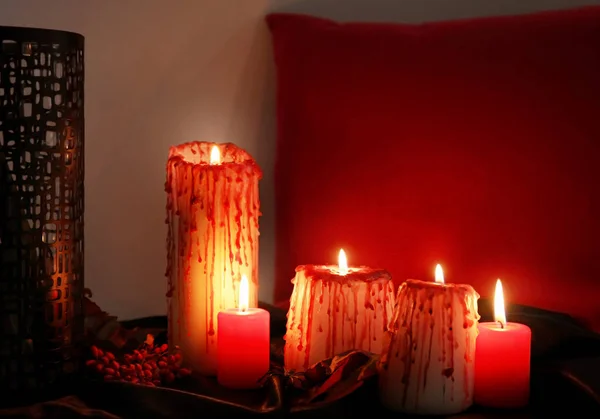 Bougies Effrayantes Pour Halloween Sur Table Intérieur — Photo