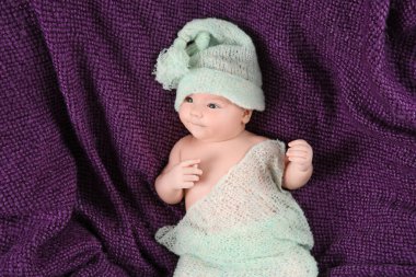 Yumuşak battaniye var yalan şirin bebek