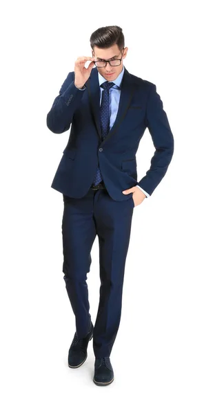 Pohledný muž v elegantním obleku — Stock fotografie