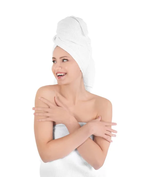 Atractiva joven en toalla — Foto de Stock