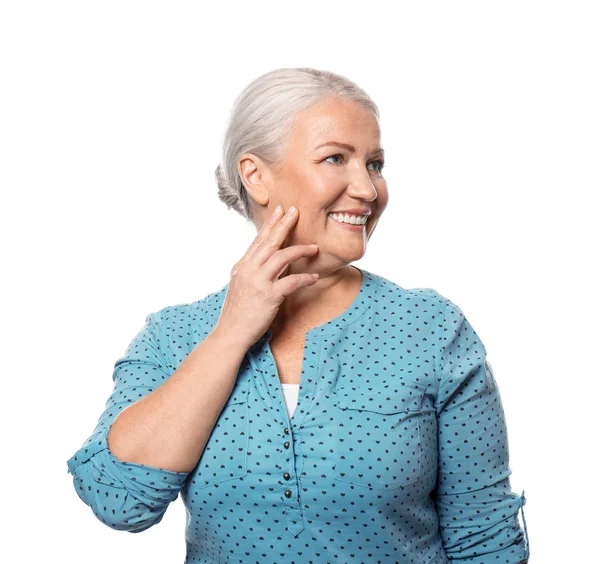 Portrait Femme Mûre Souriante Sur Fond Blanc — Photo