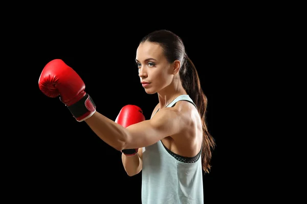 Stark Kvinna Boxning Handskar Svart Bakgrund — Stockfoto