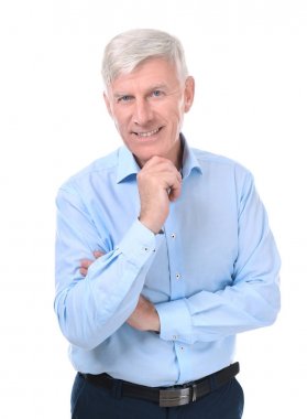 Beyaz arka plan üzerinde çekici olgun işadamı