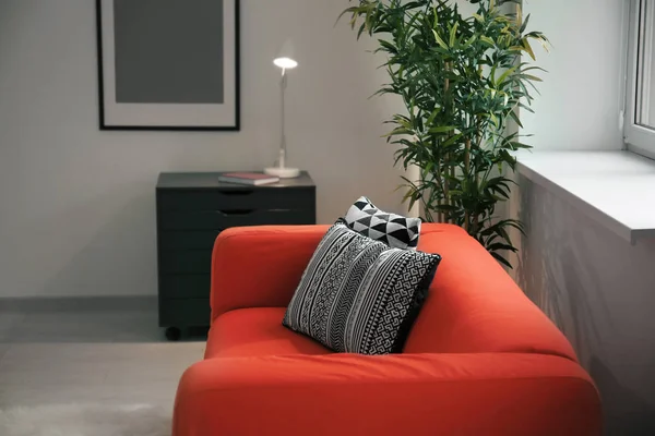 Comfortable Red Sofa Pillows Room — Stock Photo, Image