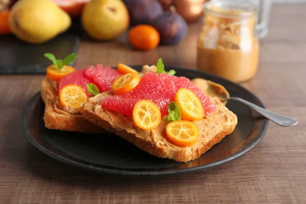 Läckra Skålar Med Frukt Tallrik — Stockfoto