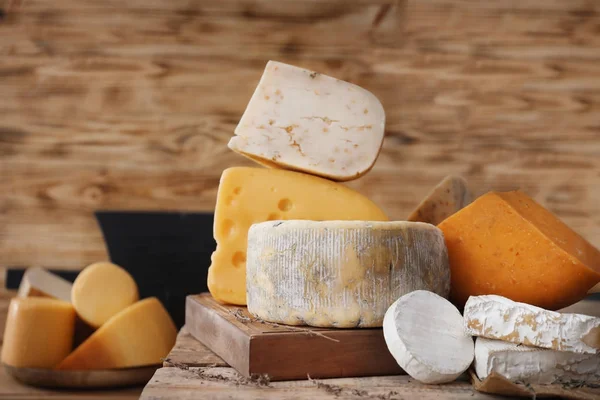 Verscheidenheid Van Kaas Tafel — Stockfoto