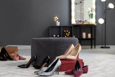 İç modern Ayakkabı mağazası