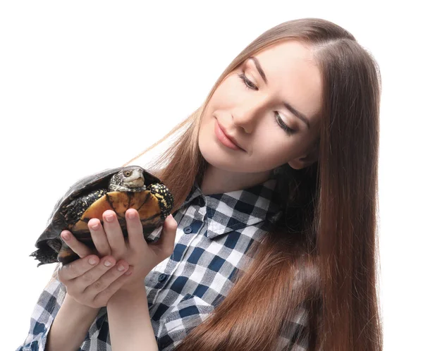 Piękna Młoda Kobieta Pupilem Żółwia Białym Tle — Zdjęcie stockowe