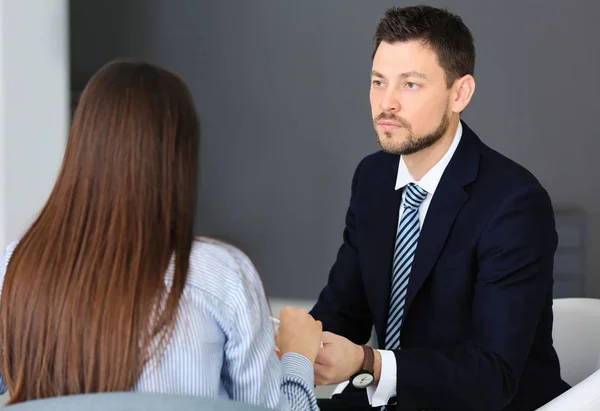 Male psychologist with patient in office — Stock Photo, Image