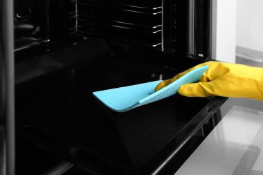 Fırında pişirme pan temizlik ev kadını