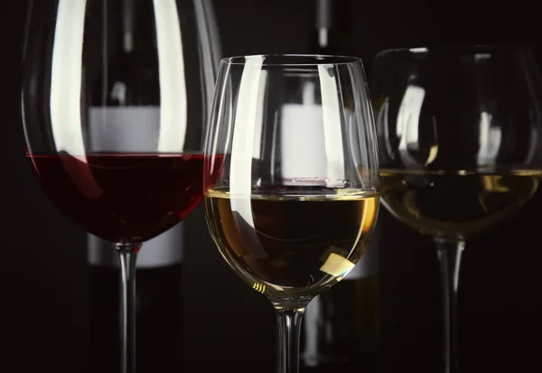 Glasses Different Wine Black Background — Stock Photo, Image