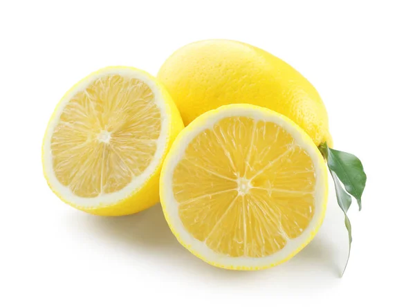 Citrons Mûrs Sur Fond Blanc — Photo