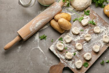 Köfte için çiğ hamur 