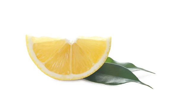Fatia de limão no fundo branco — Fotografia de Stock
