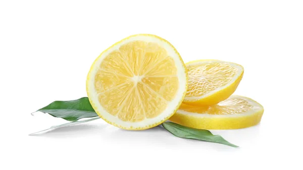 Scheiben Frischer Reifer Zitrone Auf Weißem Hintergrund — Stockfoto