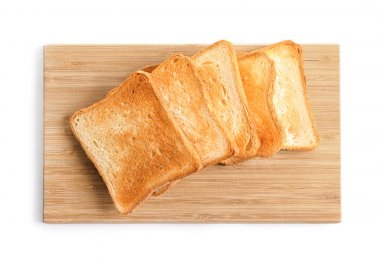 Ahşap tahta kızarmış ekmek dilimleri ile