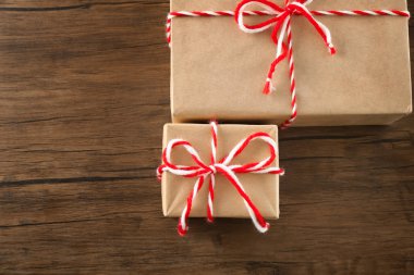 Parsel hediye kutuları ahşap tablo