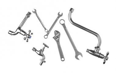 Tesisatçı 's öğeleri beyaz arka plan üzerinde