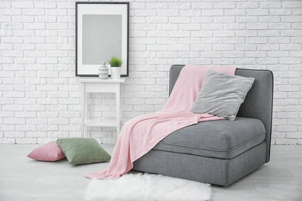 Schöne Raumausstattung mit modularer Sofaecke — Stockfoto