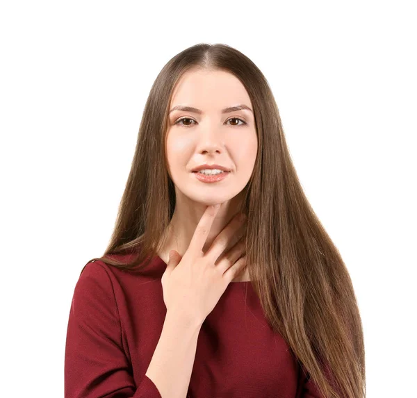 Retrato de una hermosa joven sobre fondo blanco — Foto de Stock