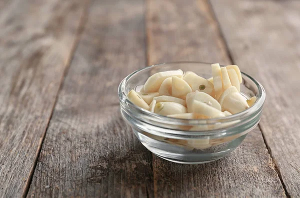 Bowl Chopped Garlic Wooden Table — Stock Photo, Image