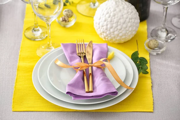 Schöne festliche Oster-Tischdekoration — Stockfoto