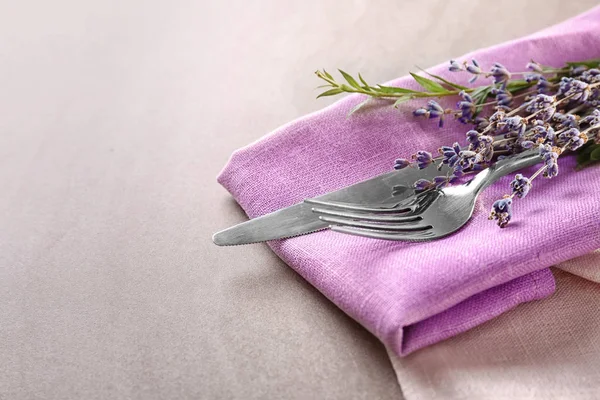 Cutlery with decor for Easter table setting, closeup — Stock Photo, Image