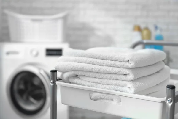 Stack Clean Towels Cart Laundromat — Stock Photo, Image