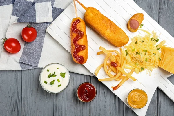 Tasty corn dogs — Stock Photo, Image