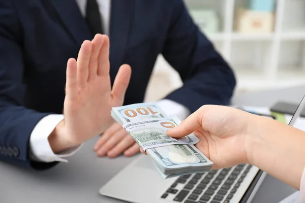 Busta di denaro Foto Stock, Busta di denaro Immagini | Depositphotos