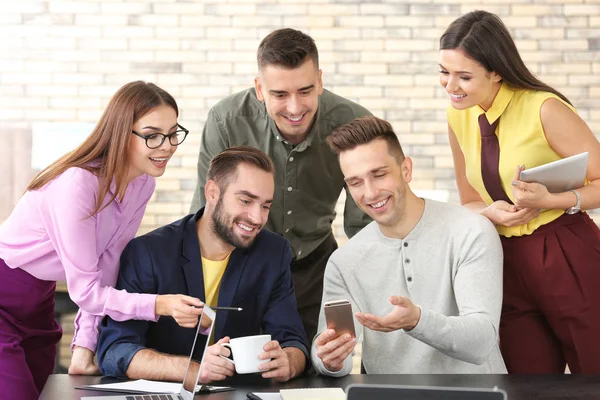 Team von Spezialisten in Arbeit — Stockfoto