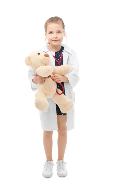 Petite fille en uniforme de médecin — Photo