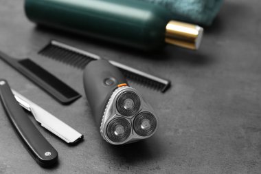 Adam için tıraş aksesuarlar 