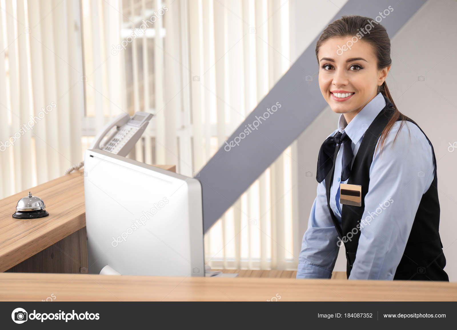 gramática formación Fuera Uniforme recepcionista fotos de stock, imágenes de Uniforme recepcionista sin royalties | Depositphotos gramática formación Fuera Uniforme recepcionista fotos de stock, imágenes de Uniforme recepcionista sin royalties | Depositphotos