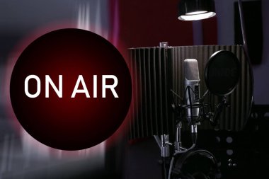 Canlı radyo yayını için mikrofon