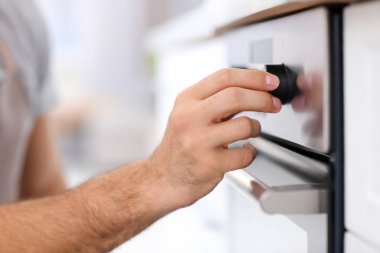 Adam ayarlama elektrikli fırın