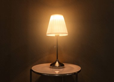 Şık masa lambası