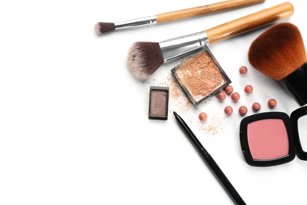 Cosmetici e strumenti decorativi — Foto Stock
