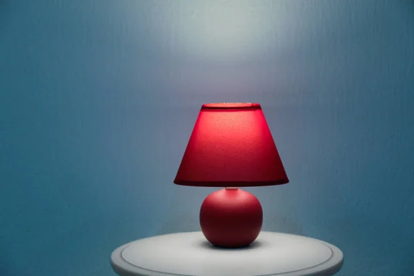 Elegante lámpara de mesa — Foto de Stock