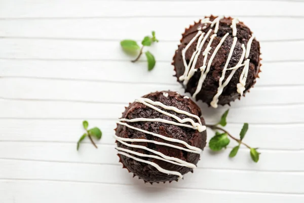 Leckere Schokoladen-Cupcakes — Stockfoto