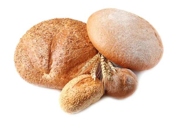 Vielfalt an frischem, schmackhaftem Brot — Stockfoto