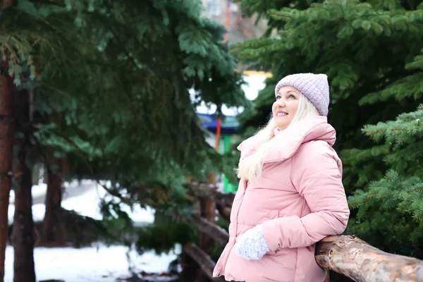 Portrait of happy mature woman — Stock Photo, Image