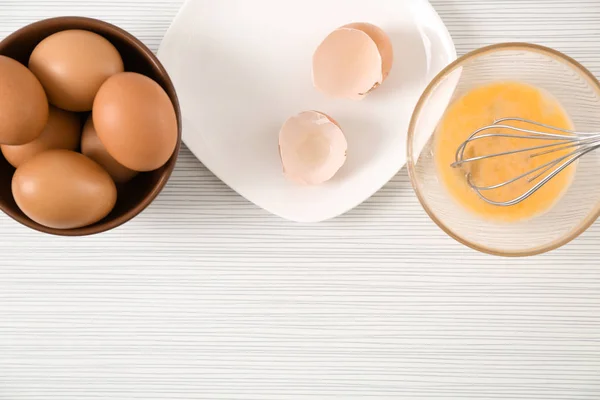 Composición con huevos de pollo —  Fotos de Stock