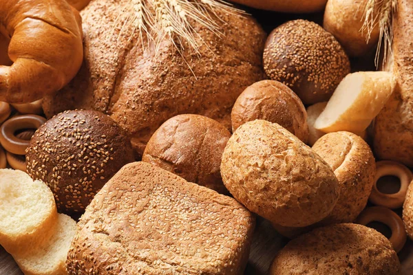 Scala aan vers lekker brood — Stockfoto